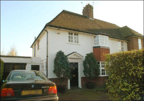 100 Ossulton Way